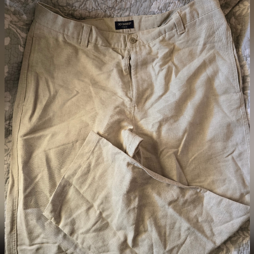 Dockers khaki linen pants, men's 36, relaxed, good condition